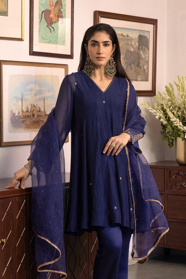 Ayesha Dastaan Kurta Set — Trendy Tokari