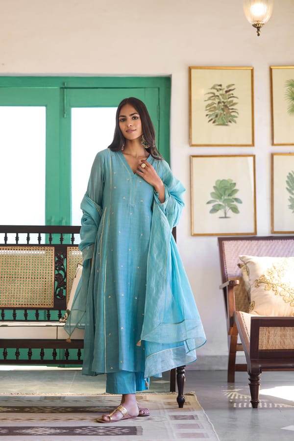 Sky Blue Silk Chanderi Embroidered Kurta Set — Trendy Tokari