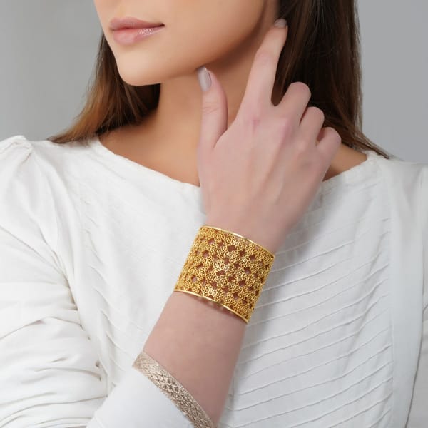 Sarah Cuff Bracelet — Zariin