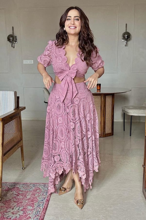 Kusha Kapila In Call Me Babe Skirt -Onion — Chöjé