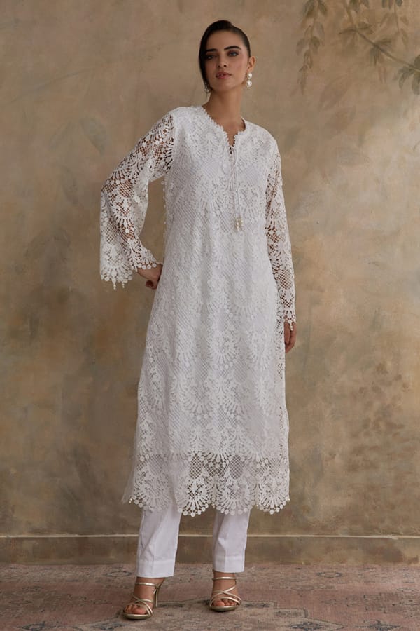 Bianca Lace Kurta Set — AVERIE