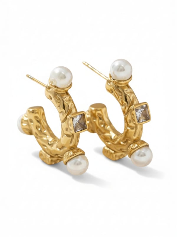 C-shaped Pearl Earrings — Cao Jewellery