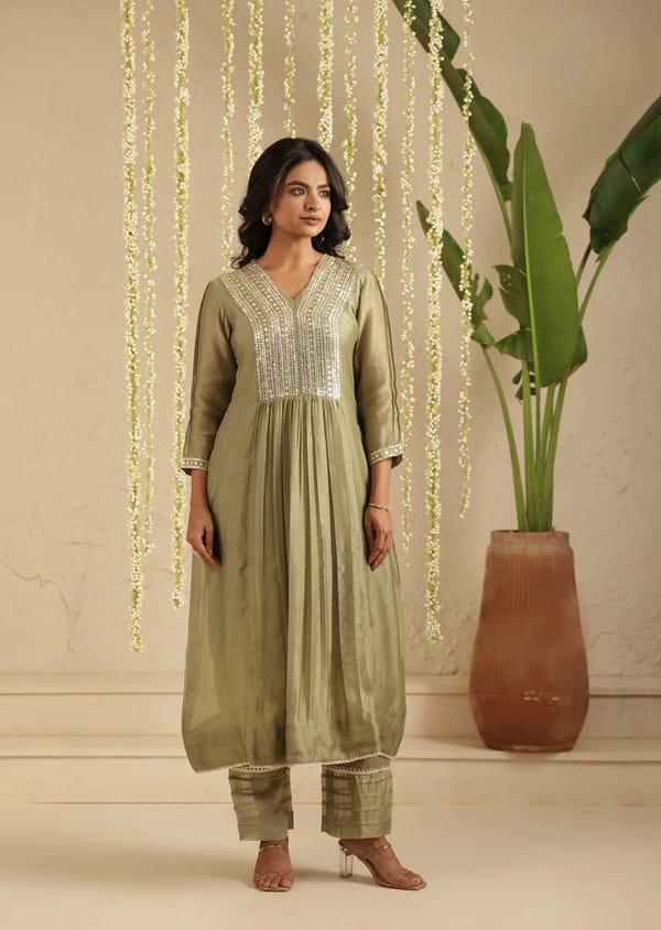 Moss Green Chanderi Kurta Set with Yoke Embroidery — Gulabik