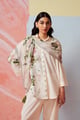 Whispering Petals Set Beige color