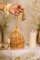 Maanya Gold (Potli) Gold color