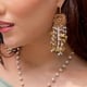 Earring Venus White/Brown color