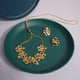 Applique Choker Gold color