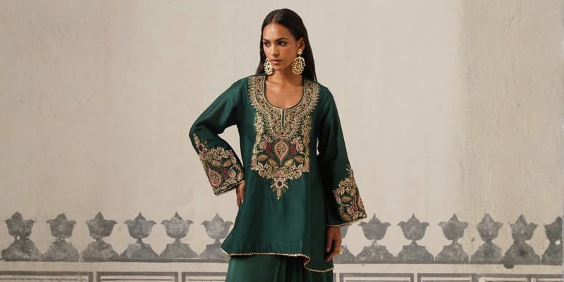 Drapes & Kaftans