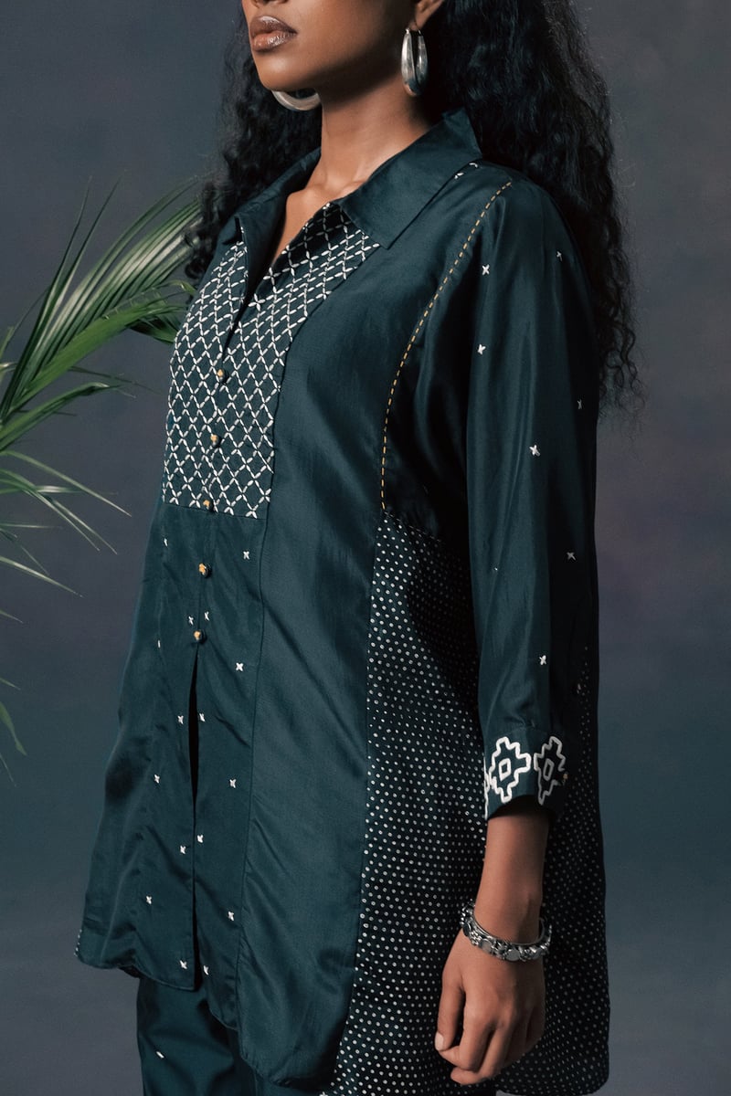 Indigo Shirt & Strainght Pants In Silk Chanderi