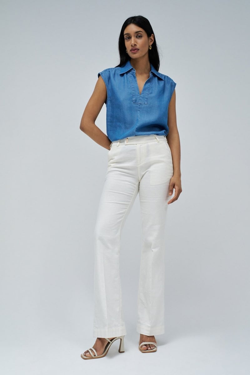 Light Wash Sleeveless Collared V-Placket Top