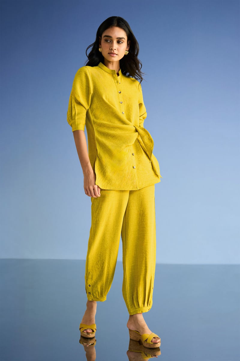 Chartreuse Linen-Blend Relaxed Fit Pleated Cuff Trousers