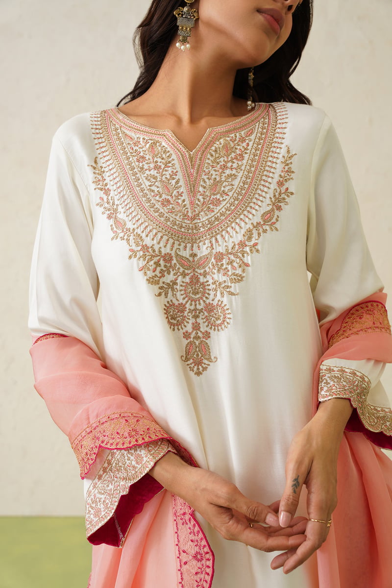 Cream Embroidered Kurta Set with Peach Organza Dupatta