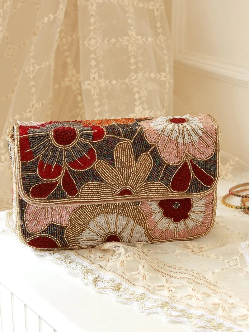 Daisy Baguette Bag with Handle — The Tan Clan