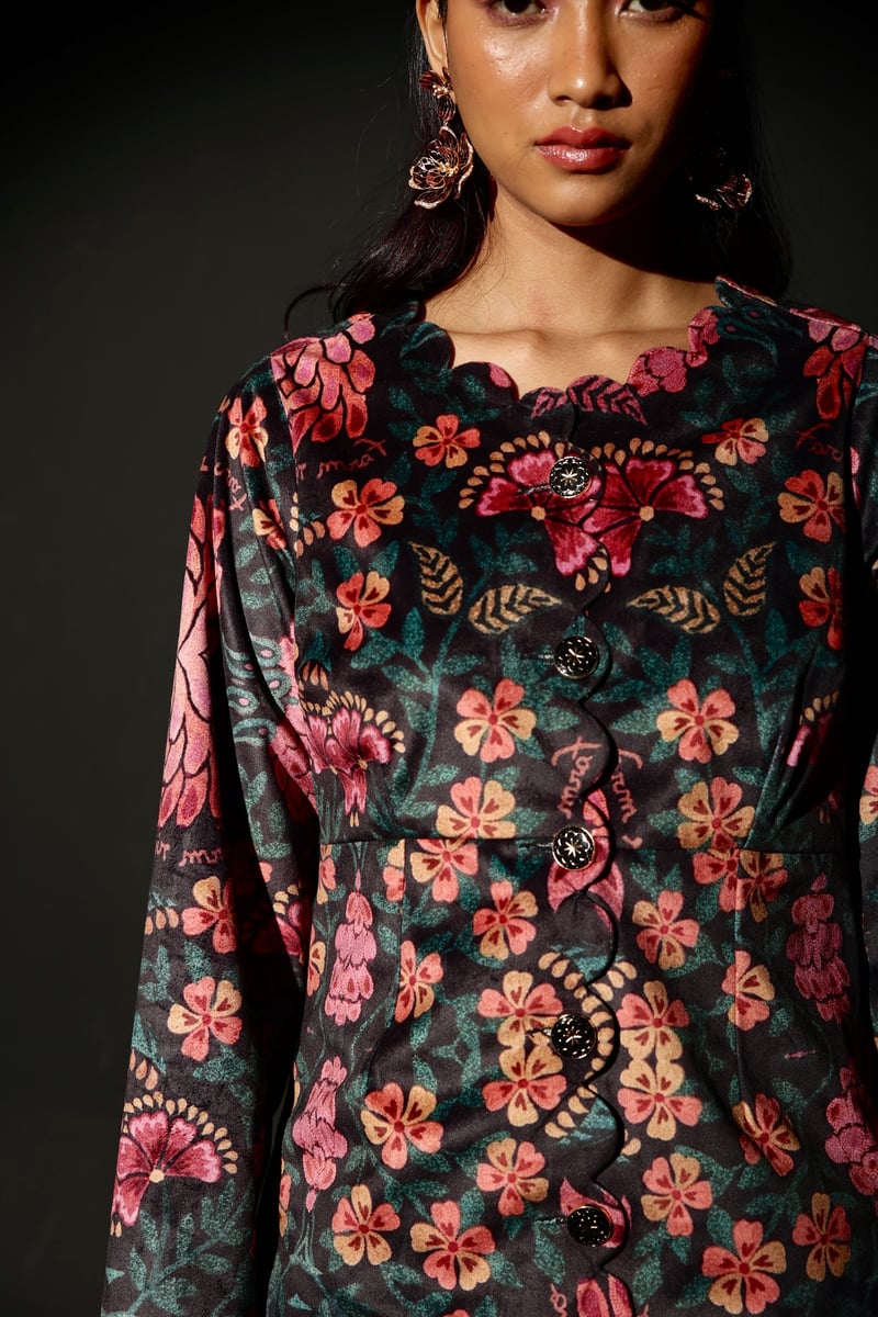 Black Velvet Floral Scalloped Button-Front Jacket
