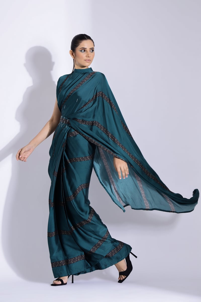 Teal Pre-Stitched Collar-Pallu Saree Set with Belt