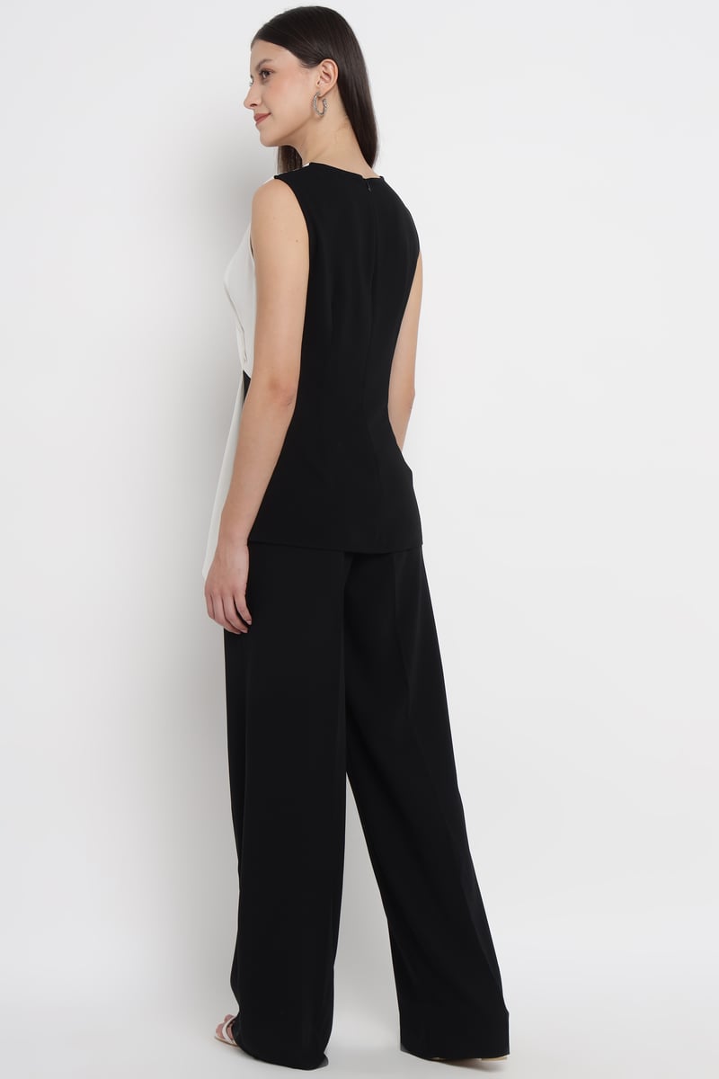 Black High-Rise Wide-Leg Tailored Trousers