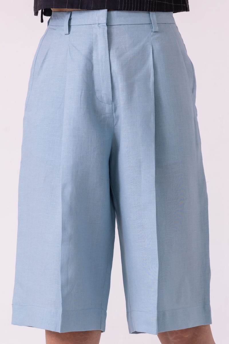 Linen Pleated Shorts
