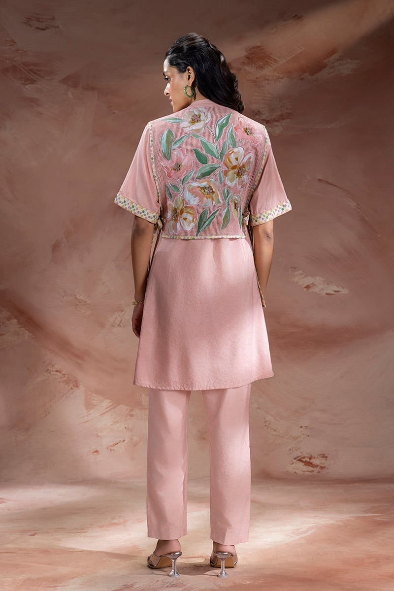Zeya Applique Bib-Detail Kurta and Pants