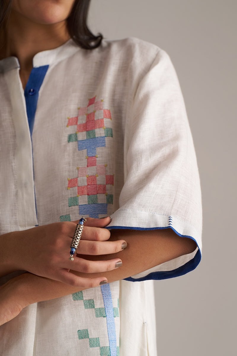 White Linen Embroidered Kurta and Pants Co-ord Set