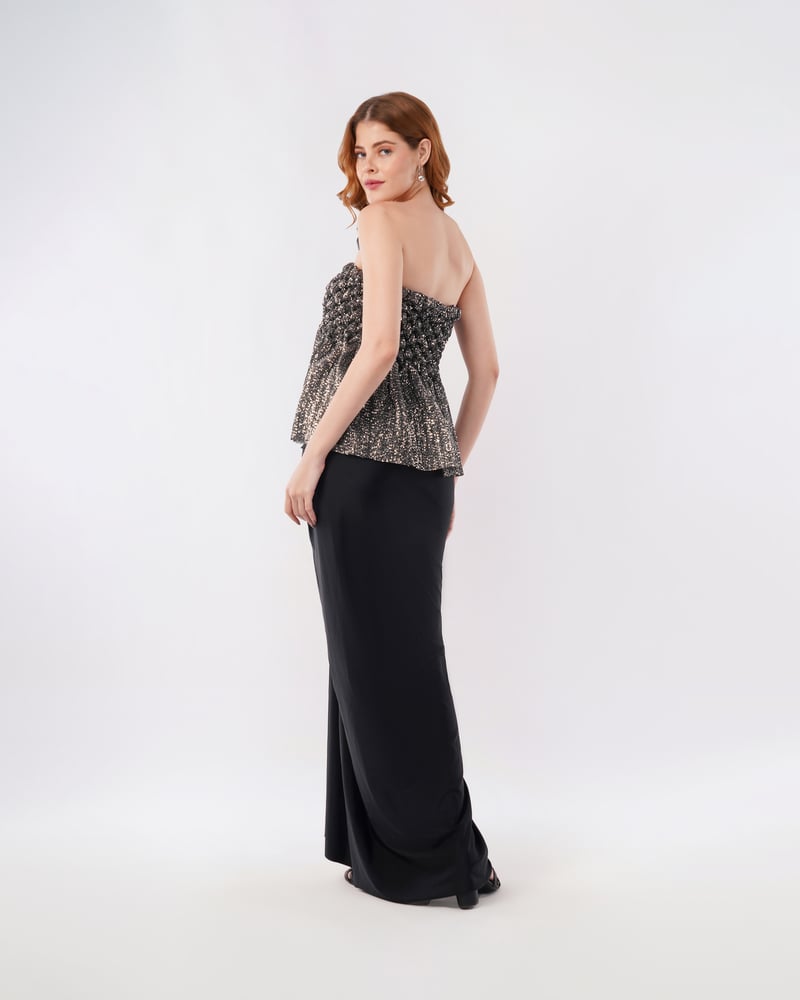 Jasmine Shimmer Tube Off Shoulder Style And Skirt