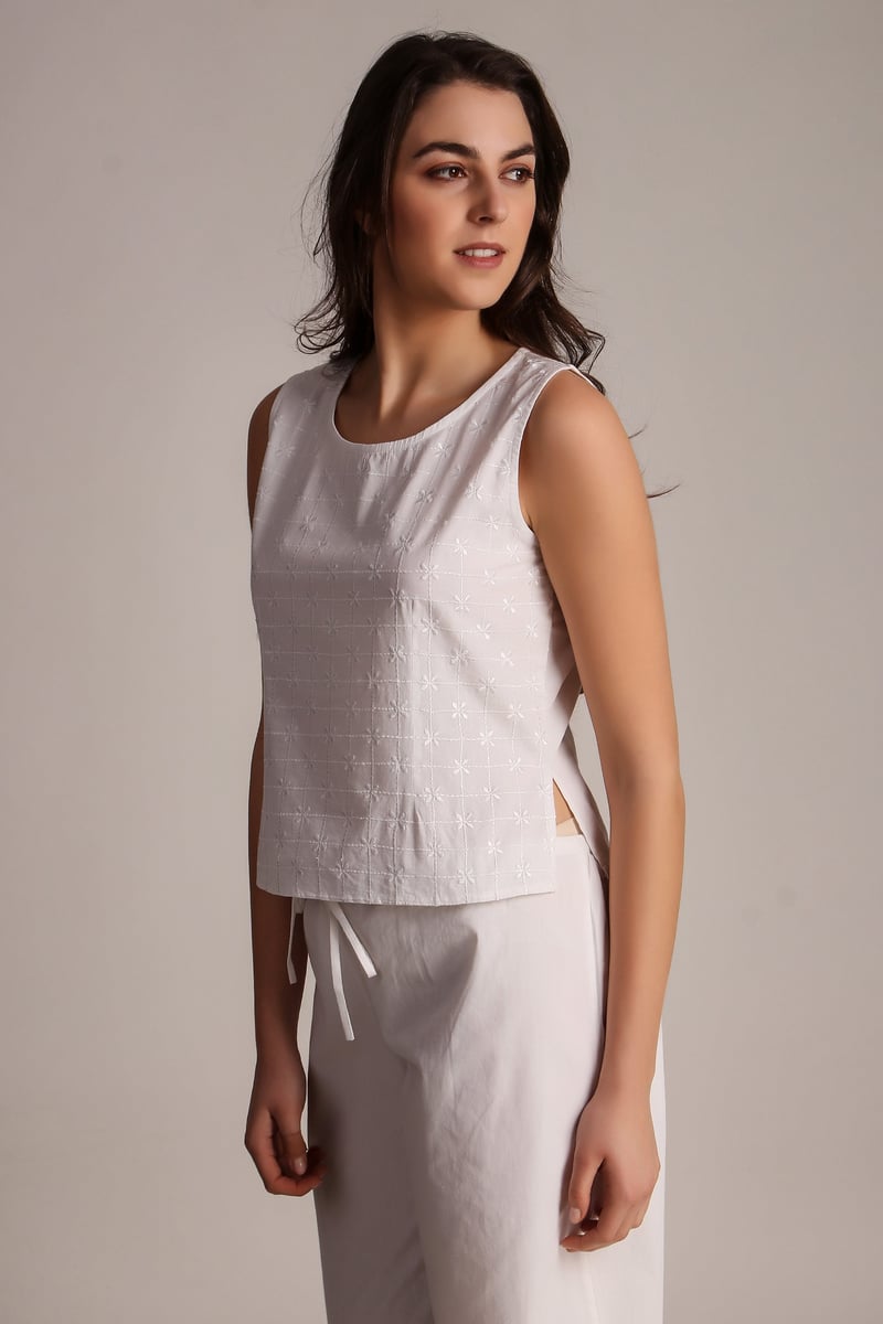 Harper, Embroidered Capri Set