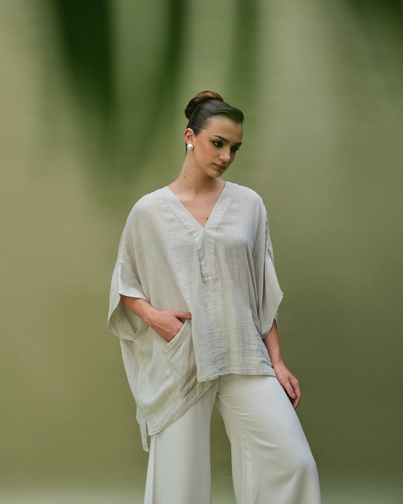 Natural Flowy V-Neck Free Size Poncho Top with Pockets