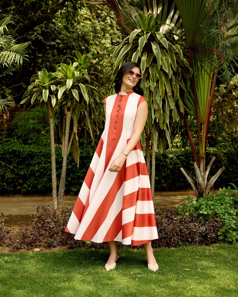 Maroon/White Colorblock Fit and Flare Midi Dress — Houseofsoi