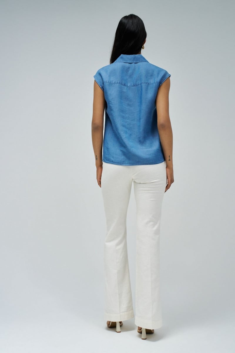 Light Wash Sleeveless Collared V-Placket Top