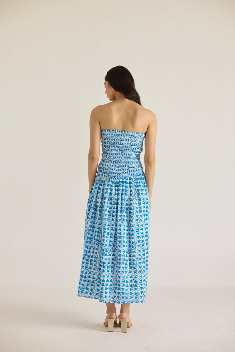 Mirabelle Blue Print Strapless Fit and Flare Midi Dress