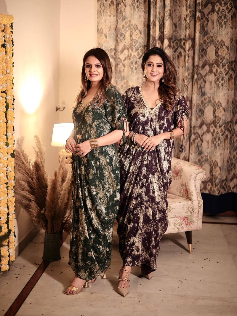 Purple Gold Foil Print Maxi Kaftan with V-Neck