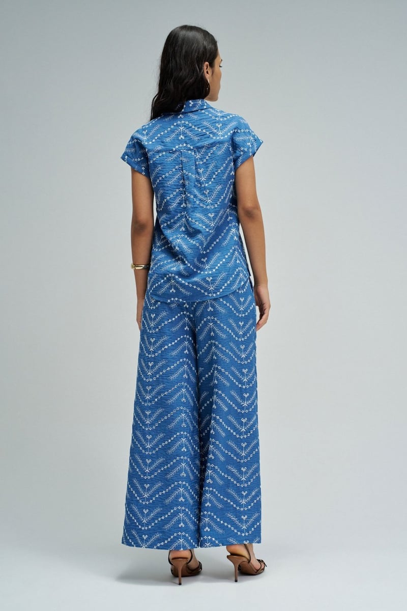 Blue Geometric Print Collared Short-Sleeve Shirt