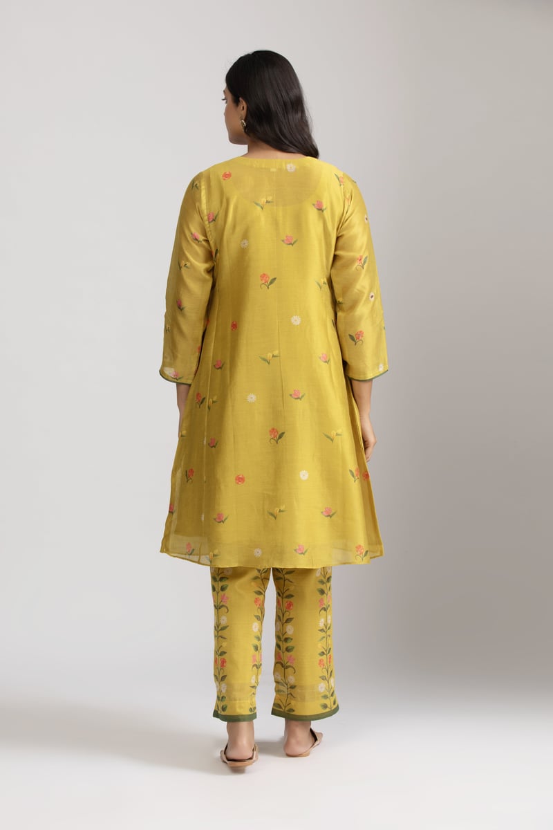 Mustard Yellow Silk Chanderi Floral Kurta Set (Set of 3)