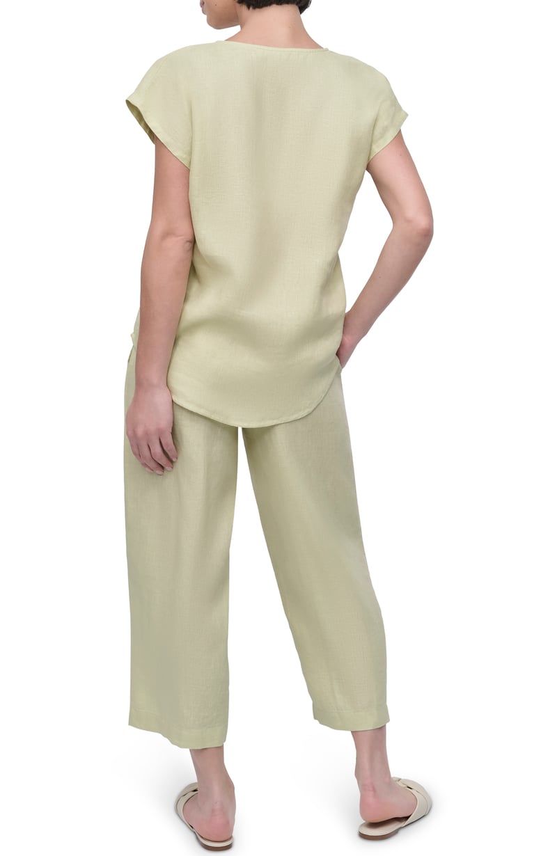 Tea Green Linen V-Neck Half Sleeve Pullover Top