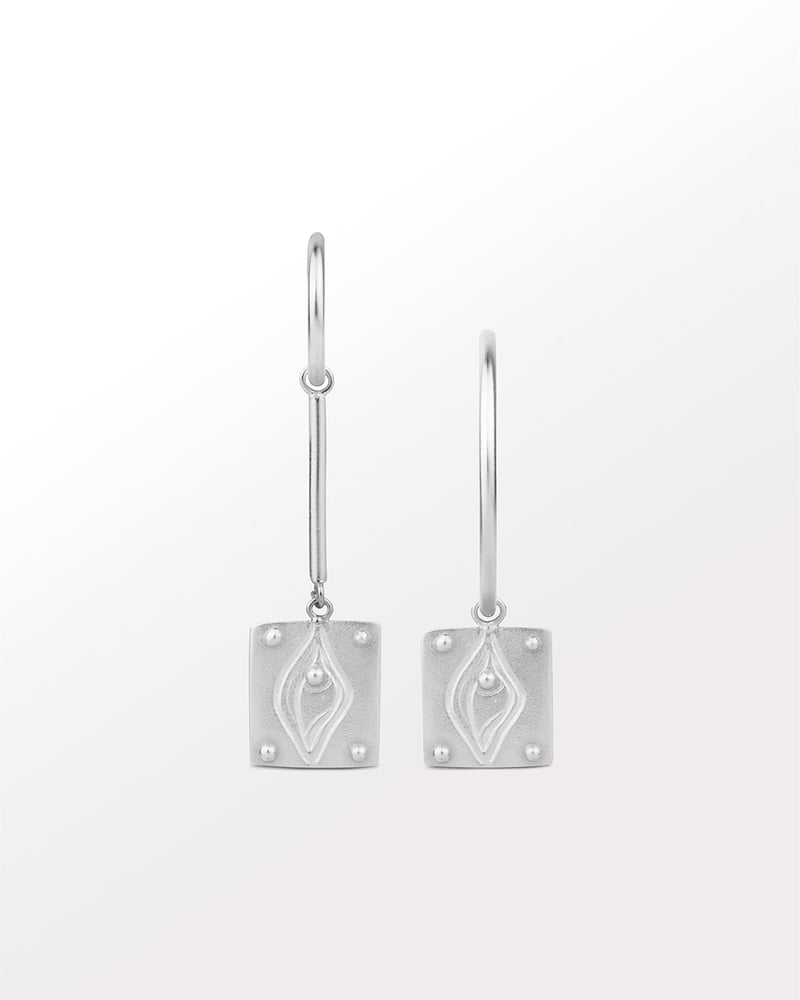 Creator Mismatched Hoops — Batoki