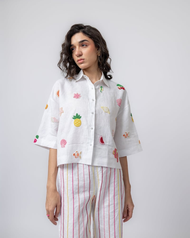 White Linen Hand-Beaded Motif Shirt — MAGIA