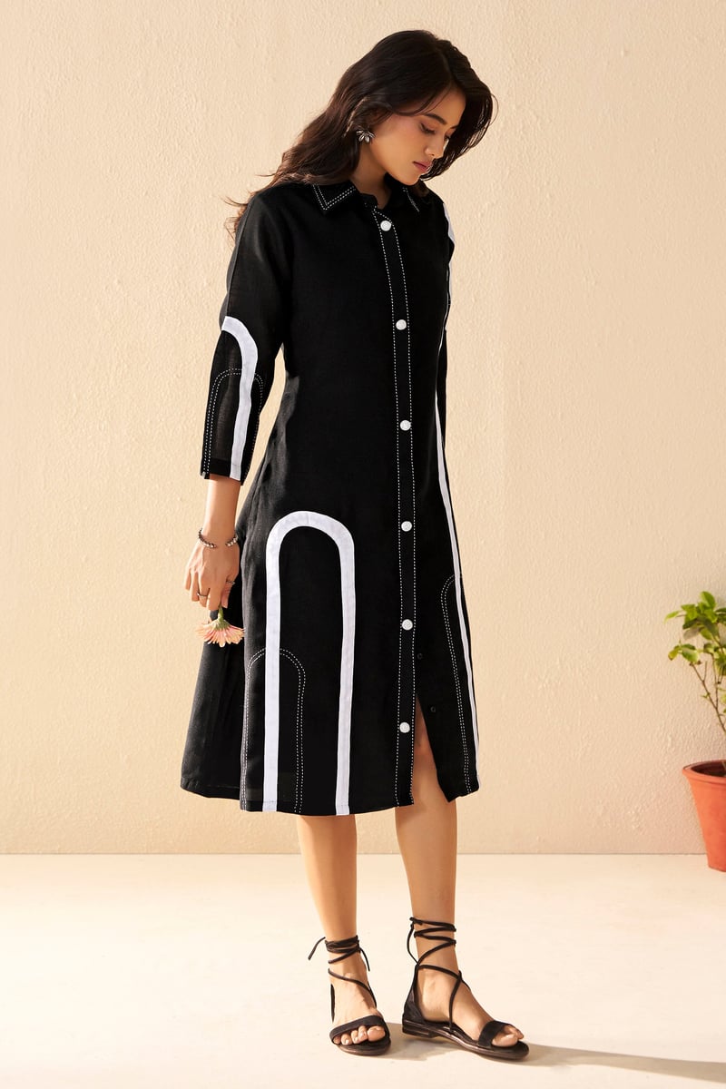Black and White Contrast Piping Midi Shirt Dress