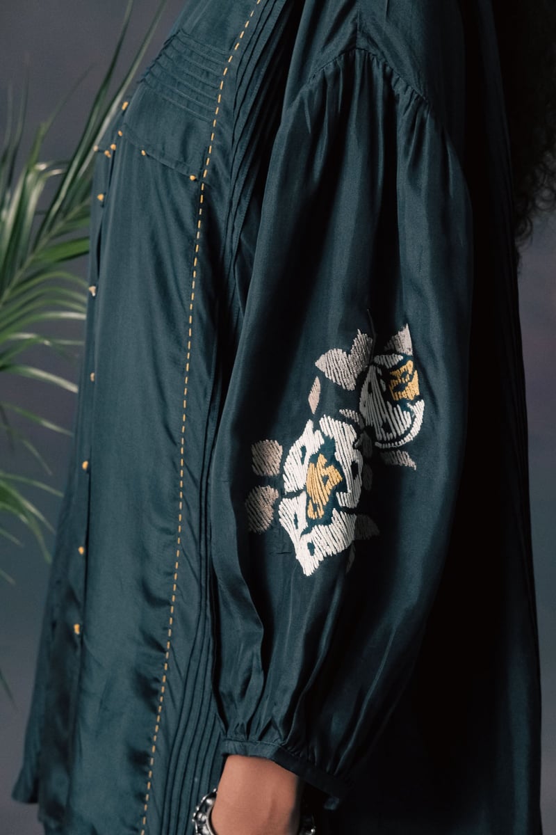 Indigo Shirt & Straight Pants In Slik Chanderi