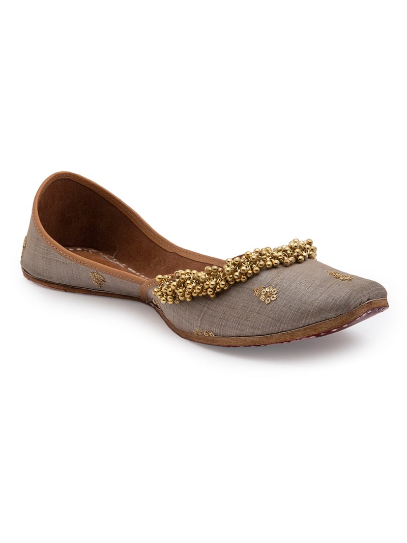 Ghunghroo Jutti