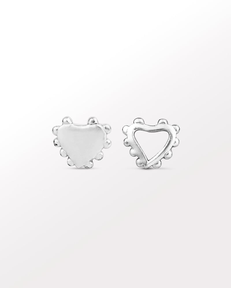 Passional Ear Studs (Craved)