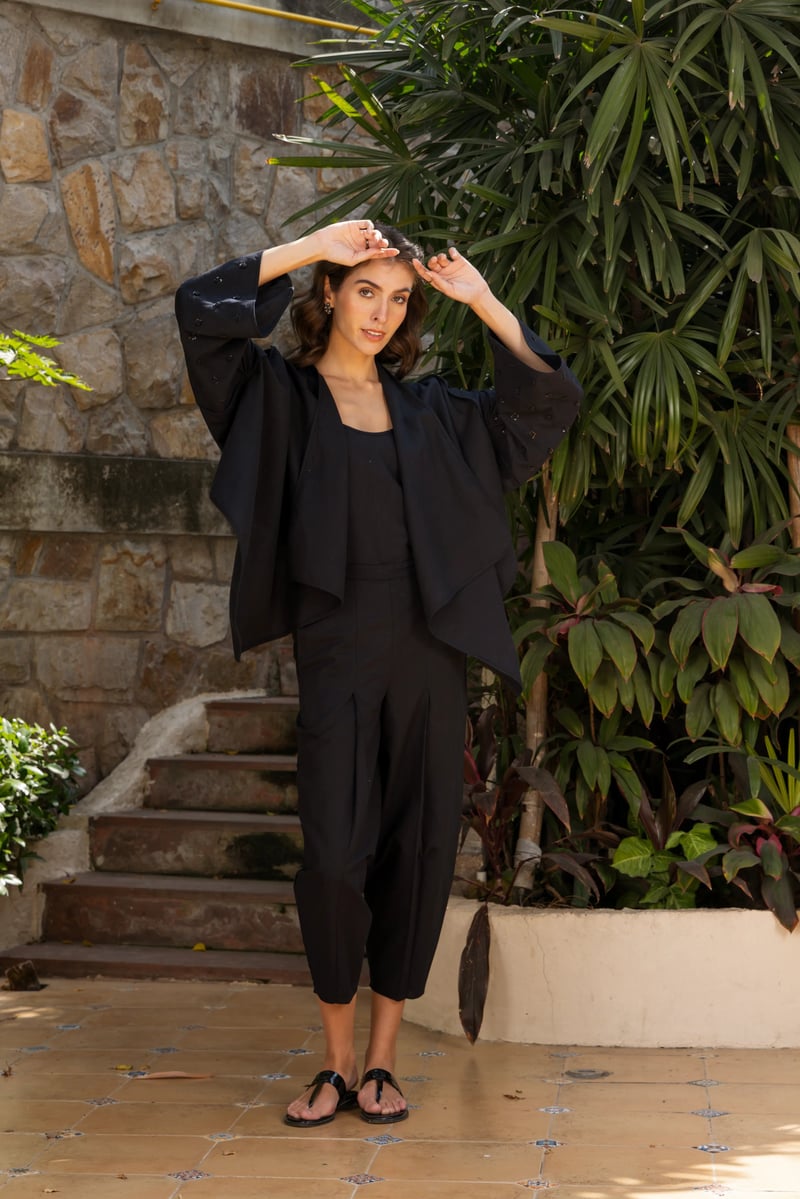 Black Linen-Blend Open-Front Embroidered Sleeve Shrug — Eko Clothing