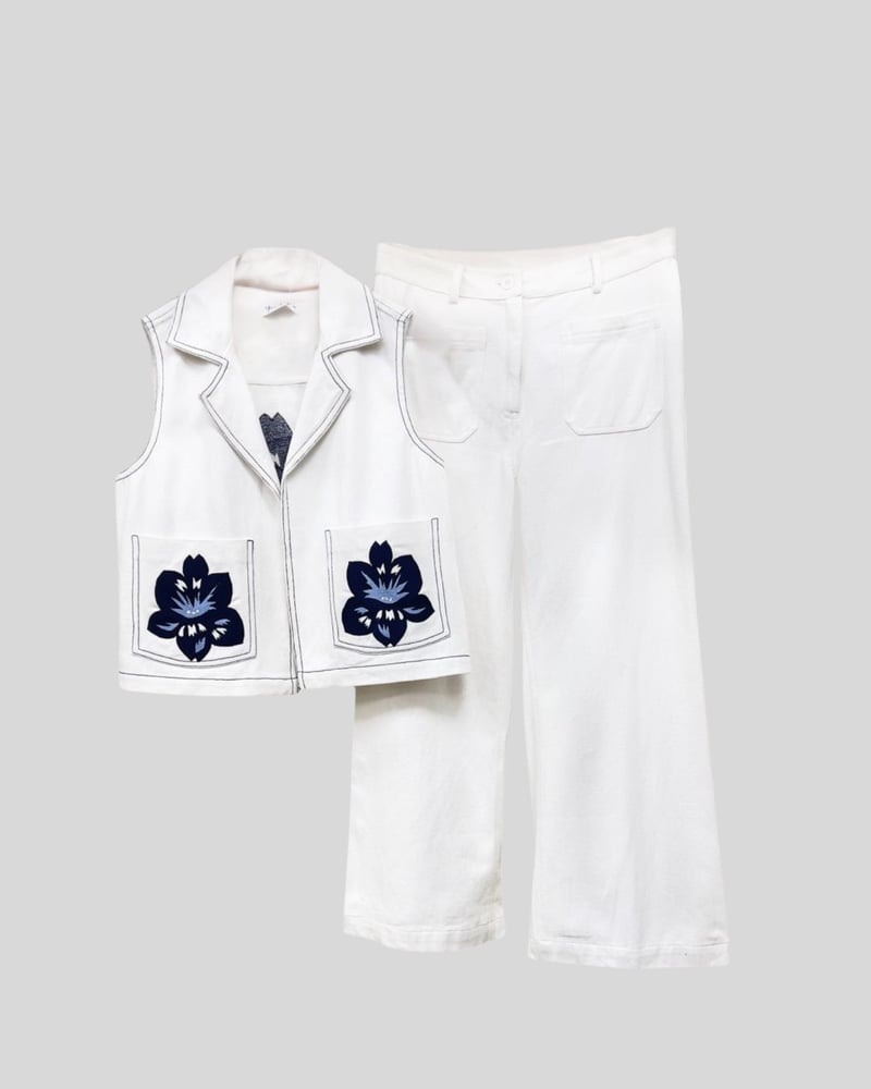 White Twill Zipper Jacket and Flared Pants Co-ord Set