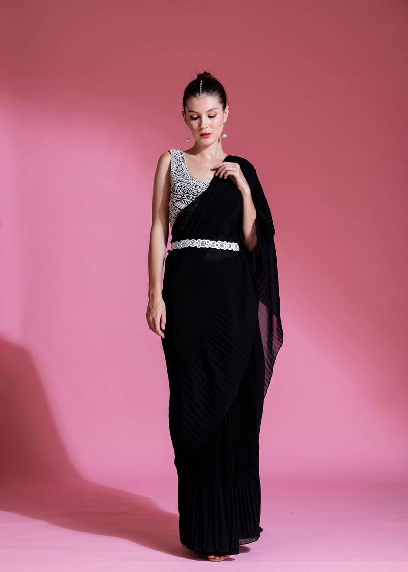 Black Pre-Draped Pleated Saree Set with Belt — PREETI MEHTA