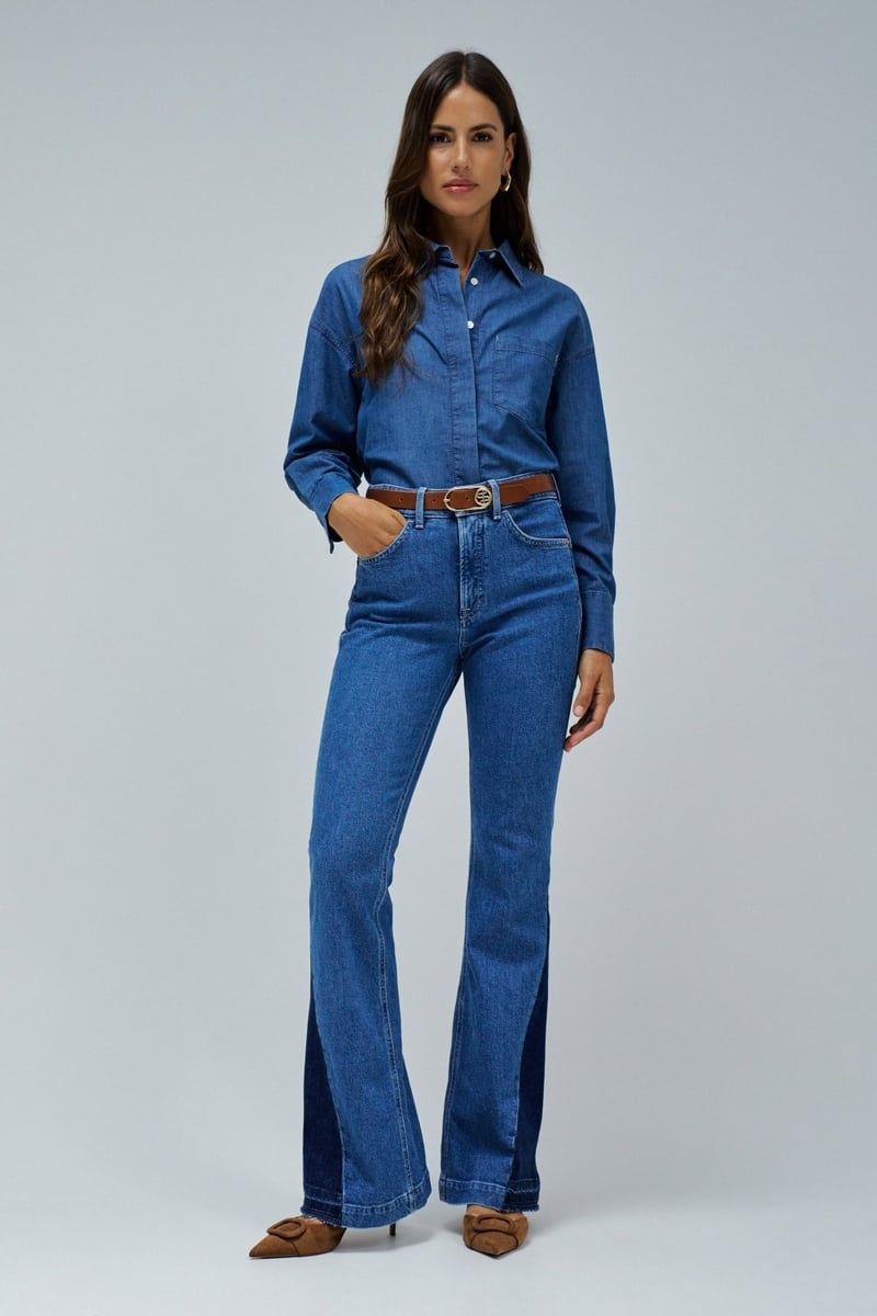 Blue High-Waist Flared Jeans with Zip and Button Closure