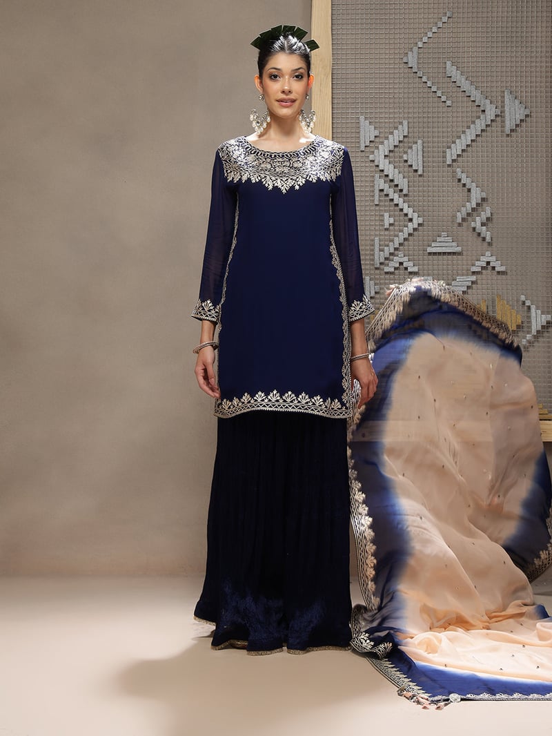 Gulzar Kurta Set
