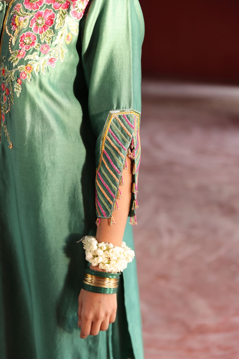 Floral Embroidered Suit Set Green