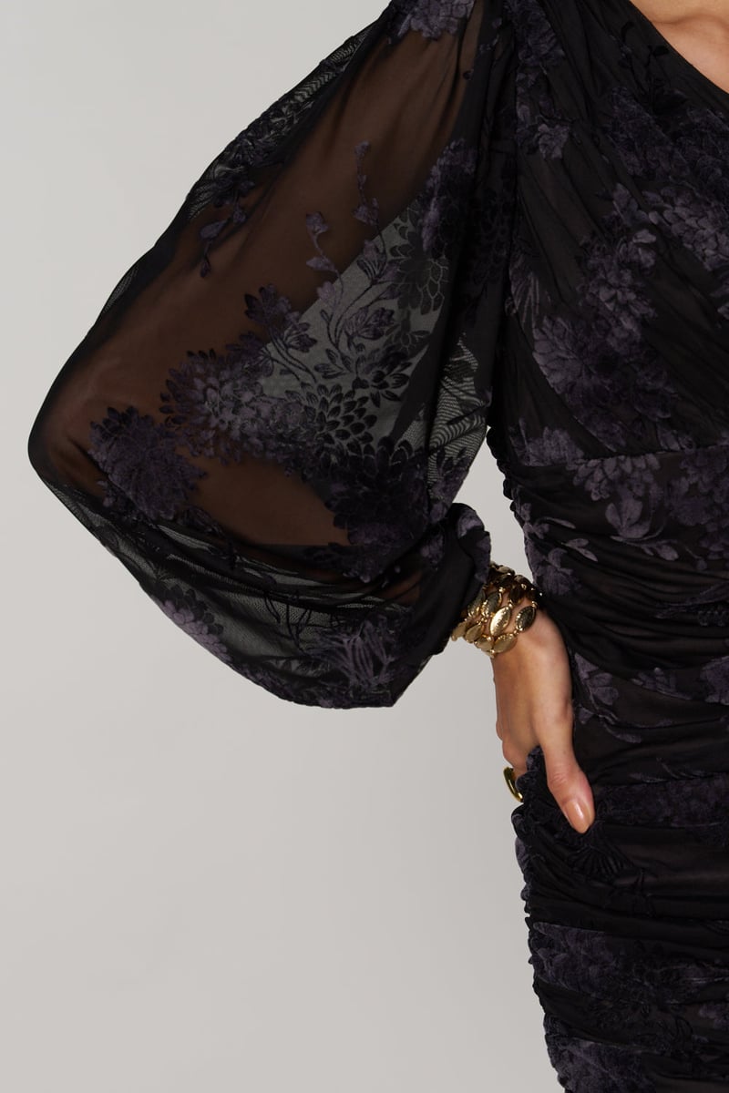 Black One-Shoulder Ruched Bodycon Mini Dress