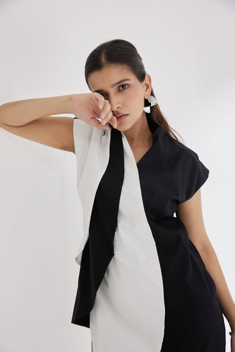 Black and White Colorblock V-Neck Mini Dress