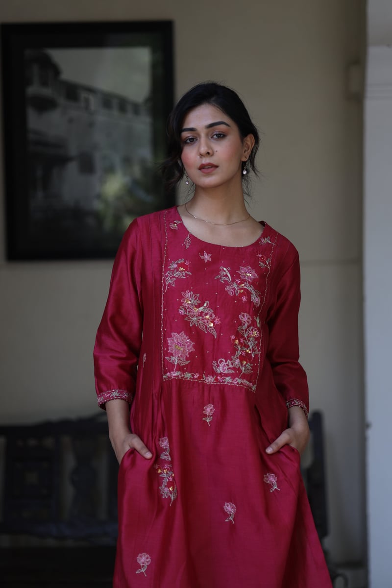 Magenta Pink Chanderi Embroidered Kurta Set