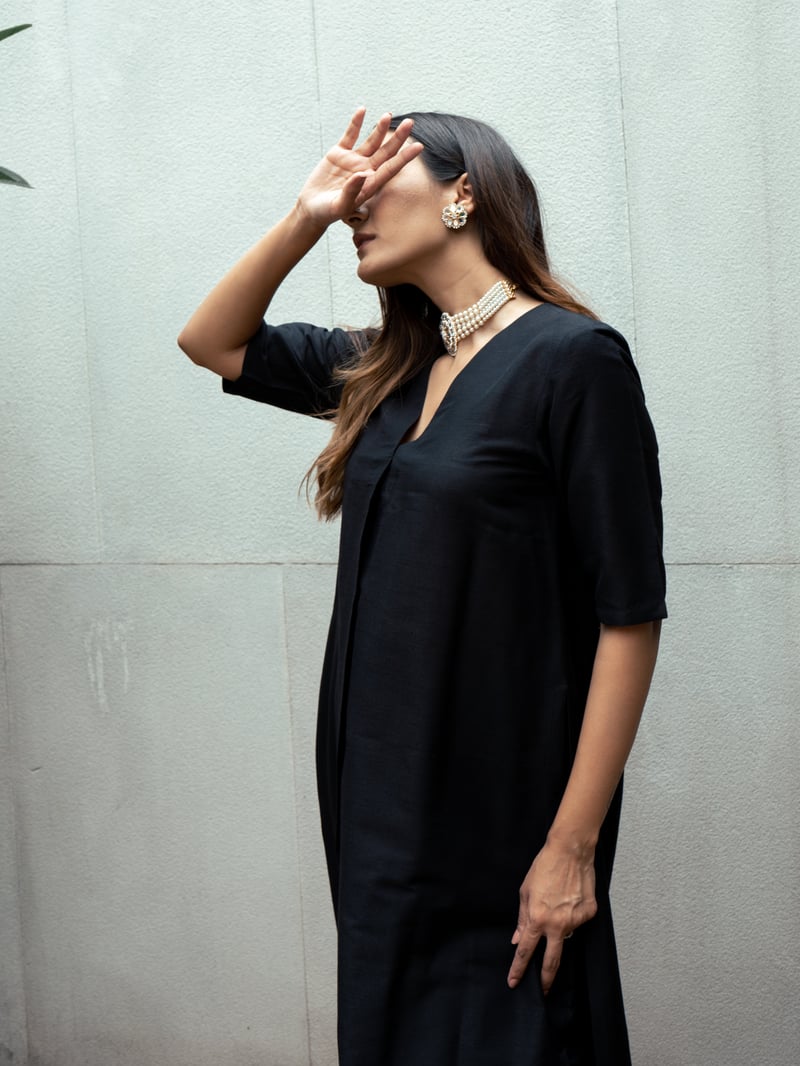 Black Muslin Silk V-Neck Kurta Pant Set