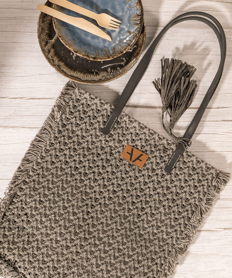 Slate Shadow Shopper